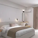 Szálloda Paros, A Member Of Radisson Individuals 4*