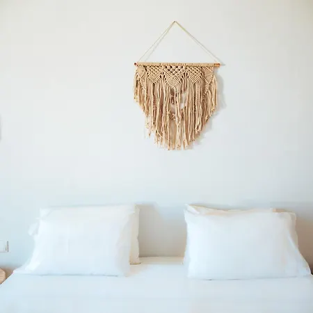 Paros Sun Pounda