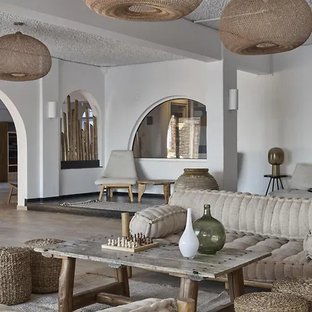 Ξενοδοχείο Paros, A Member Of Radisson Individuals 4*